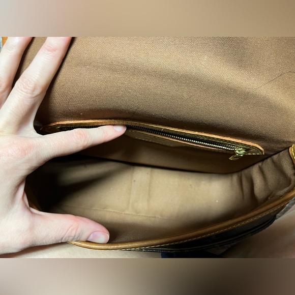 Louis Vuitton Monogram Updated & Enhanced Sologne Diane Bag Crossbody Shoulder - Picture 5 of 13